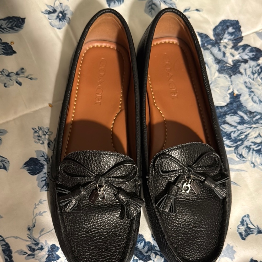 Coach Black Pebbled Leather Tassel Loafers with Charm